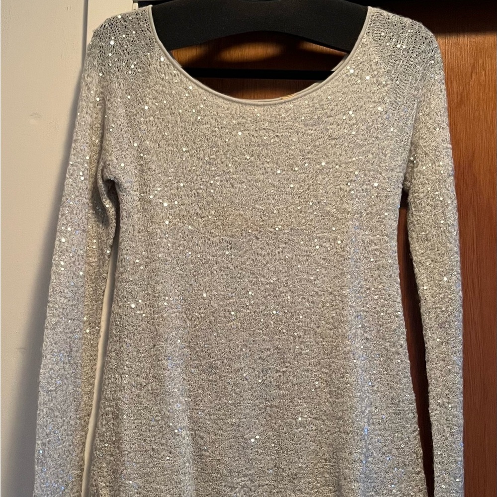 Donna Karan Silver Sequin Long Sleeve Top Sz M